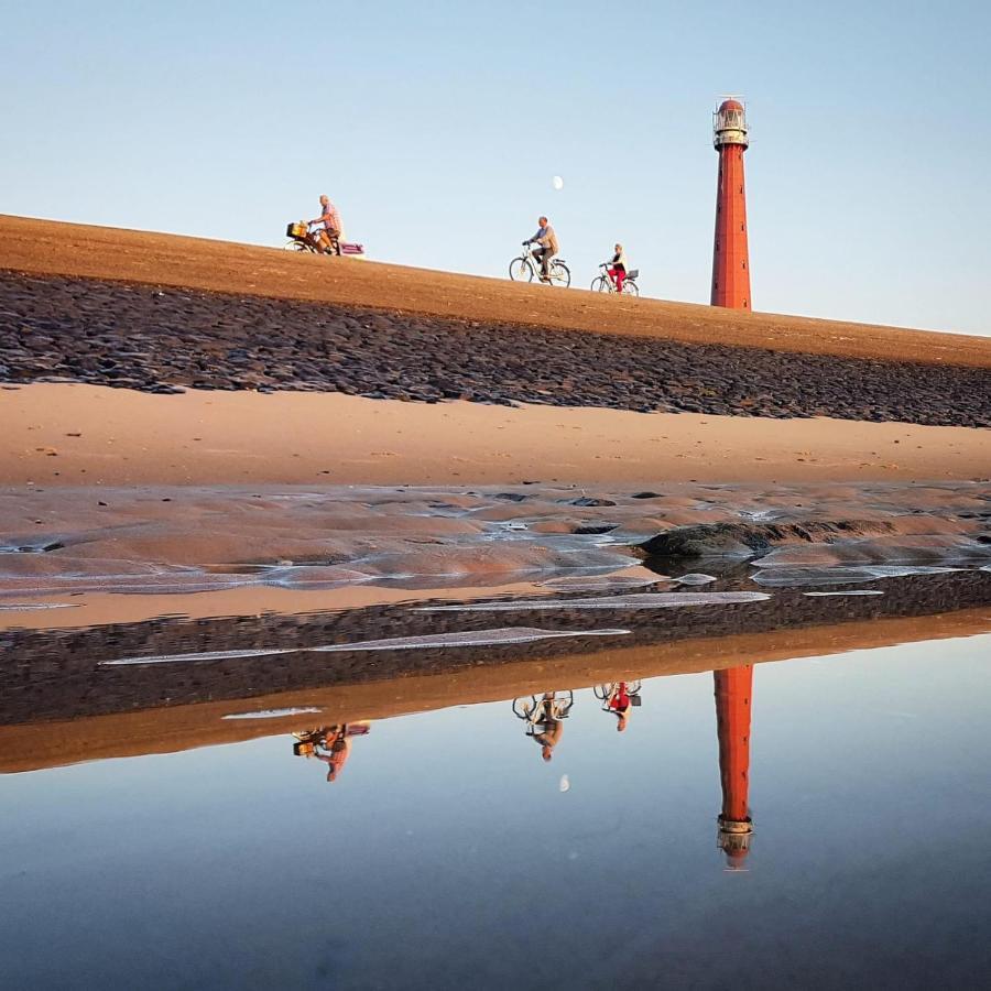 Overnachten onder de Lange Jaap Den Helder Buitenkant foto