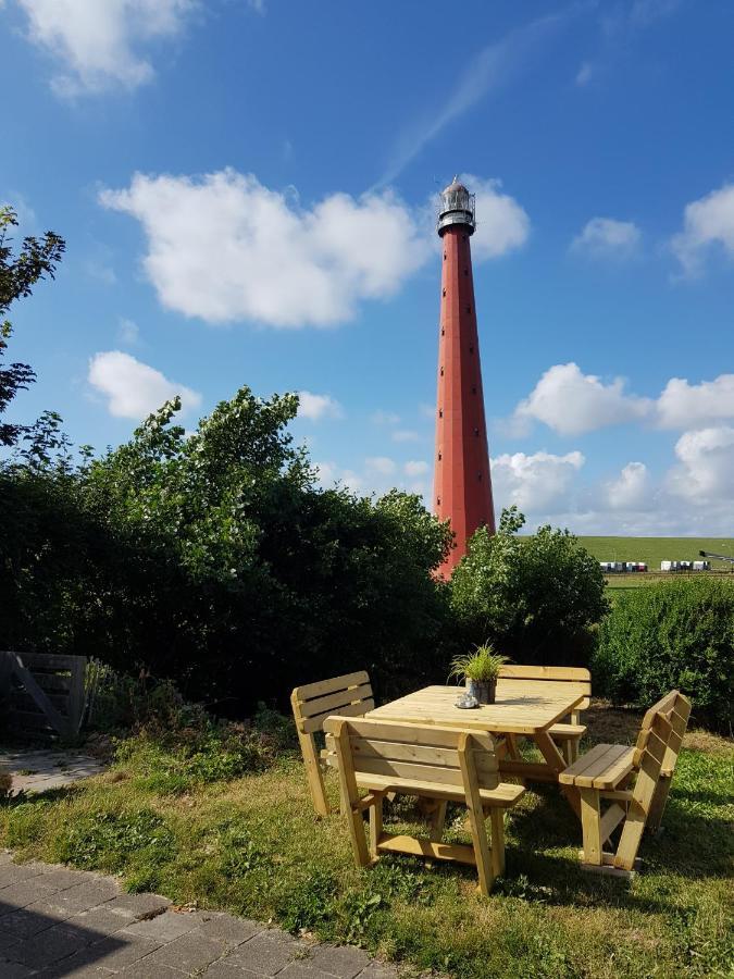 Overnachten onder de Lange Jaap Den Helder Buitenkant foto